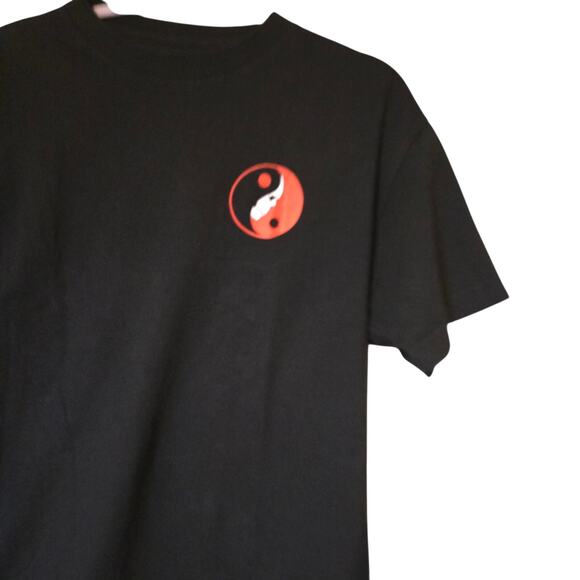 Lurking Class Unisex Sz M Yin Yang Skull Black Red Graphic Tee Punk Goth Skater - Picture 7 of 8